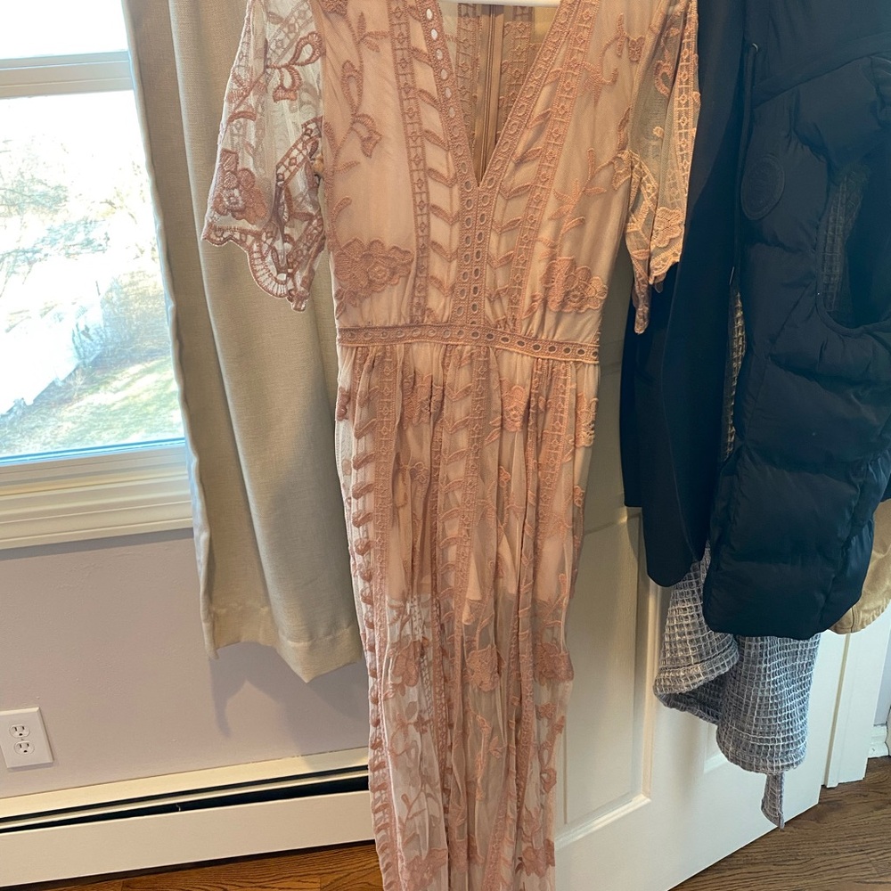 Elegant Pink Lace Dress